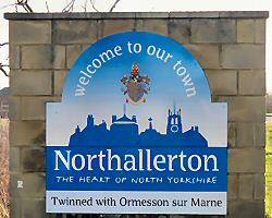 northallerton town sign